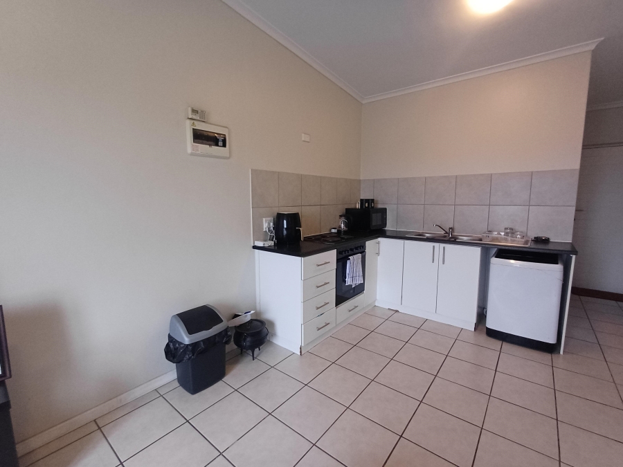 To Let 2 Bedroom Property for Rent in Sonkring Western Cape